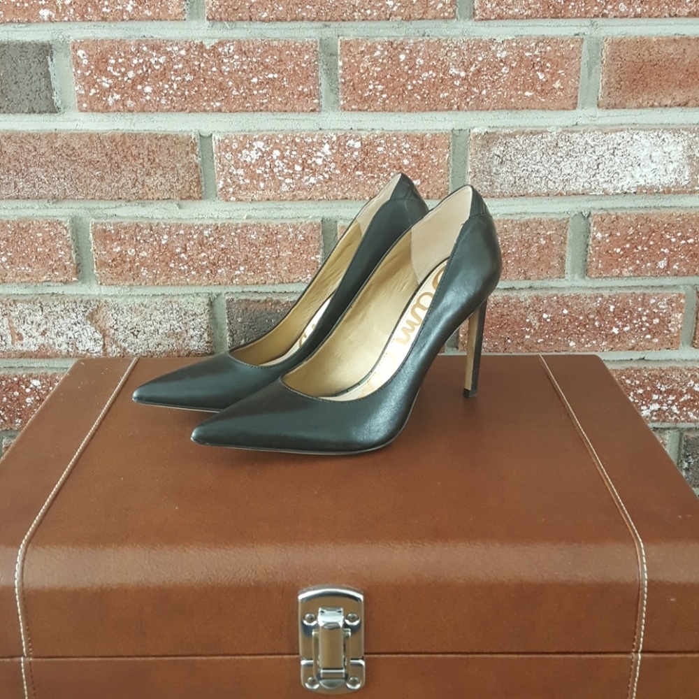 Sam Edelman heel